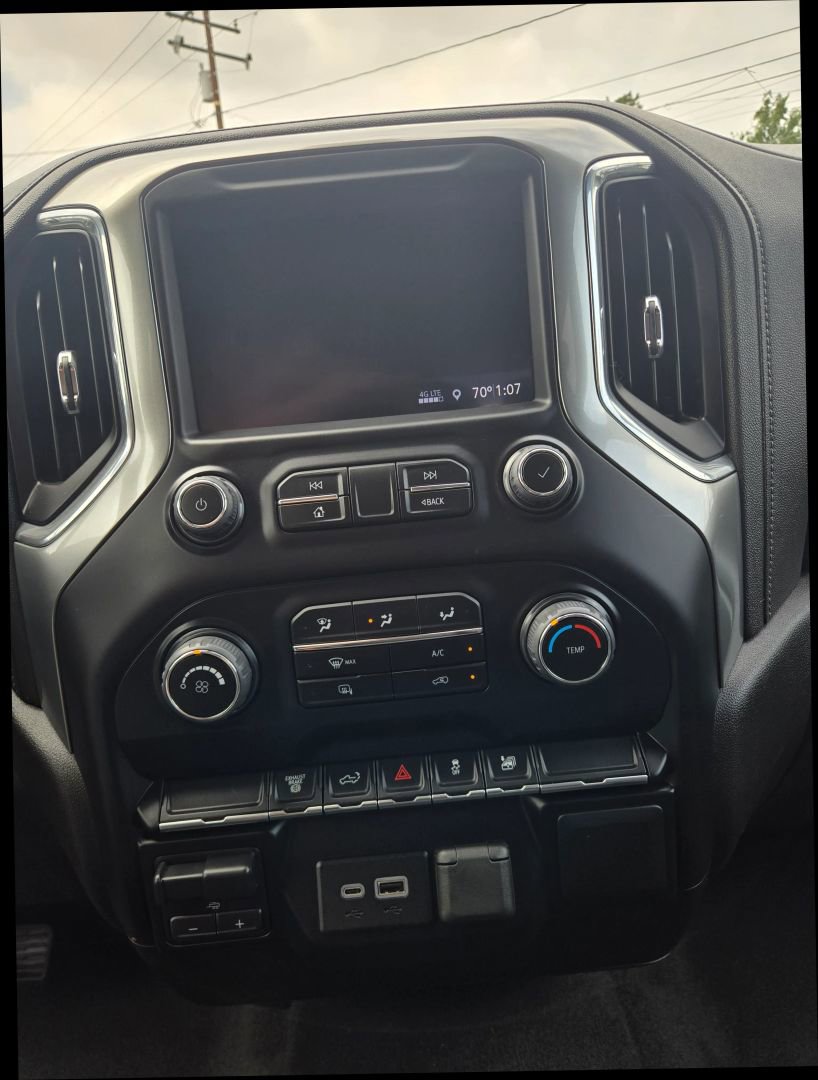 Used 2023 Chevrolet Silverado 3500 LT image 19