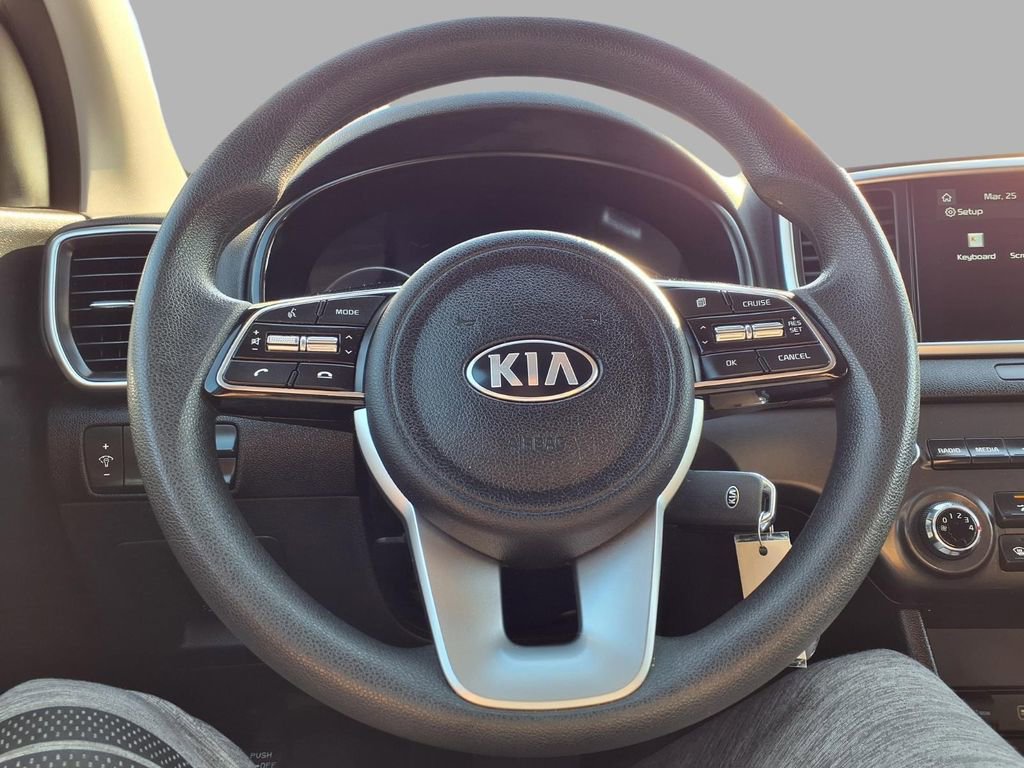 Used 2022 Kia Sportage LX image 15