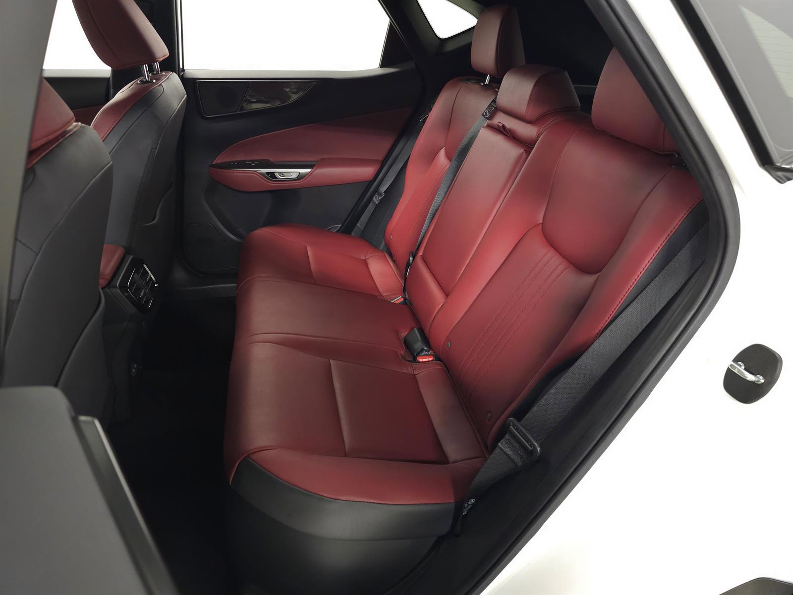 Certified 2024 Lexus NX 350h AWD 4dr Crossover w/ Cold Area Package image 28