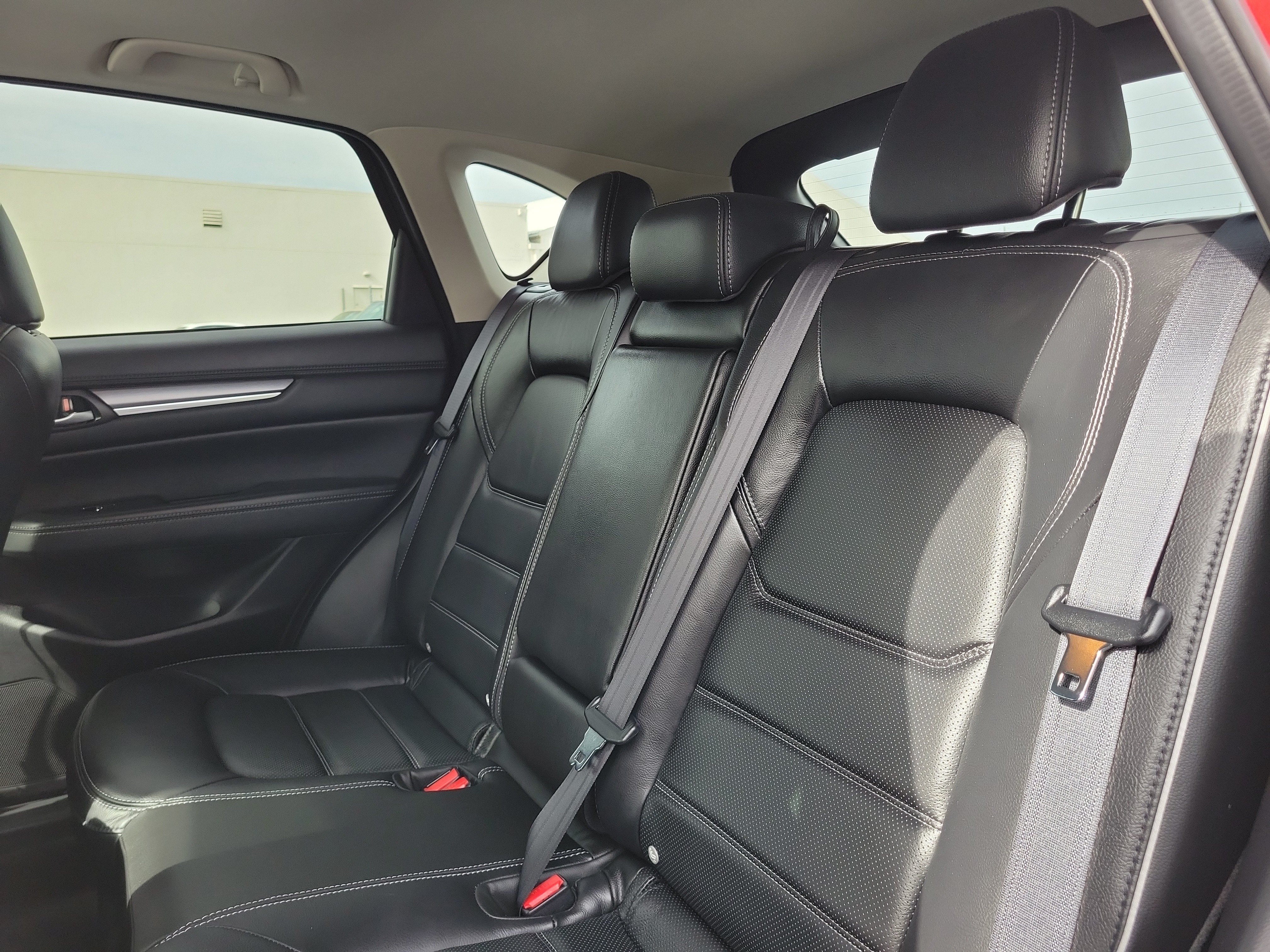 Used 2025 MAZDA CX-5 AWD 2.5 S w/ Premium Plus Pkg image 11