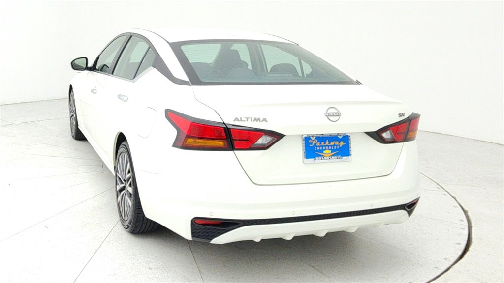 Used 2023 Nissan Altima 2.5 SV image 5