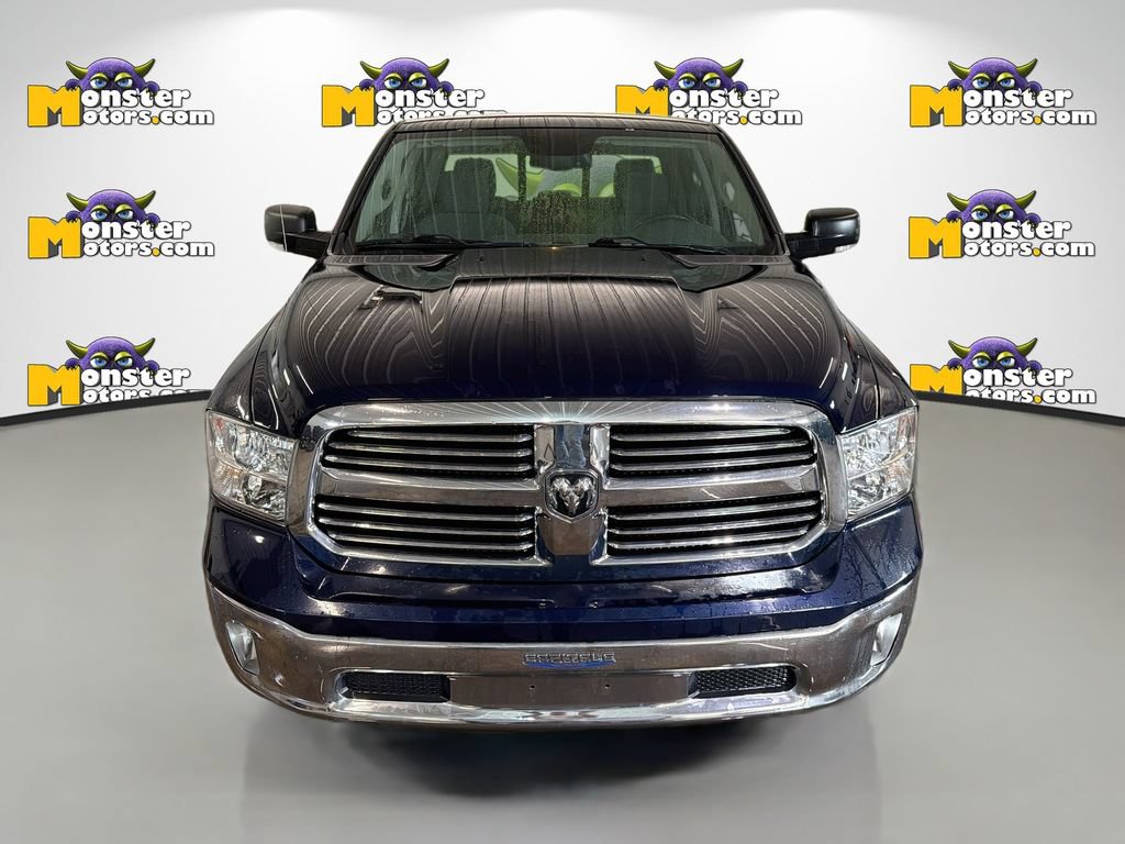Used 2017 RAM 1500 Classic SLT w/ SLT Plus D←cor Group AWD/4WD image 2