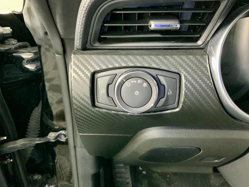 Used 2021 Ford Mustang Coupe image 20