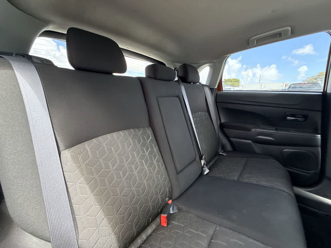 Used 2024 Mitsubishi Outlander Sport LE AWD/4WD image 26