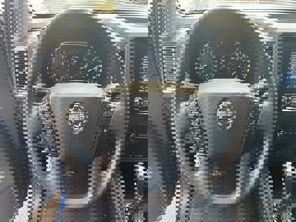 Used 2022 Nissan Frontier SV w/ Technology Package image 20