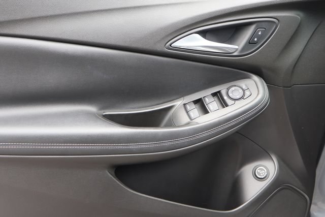 Used 2021 Buick Encore GX Select FWD image 13