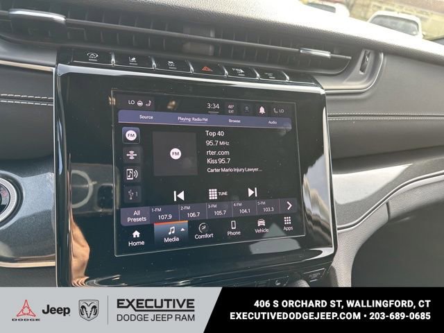 Used 2022 Jeep Grand Cherokee Altitude AWD/4WD image 12