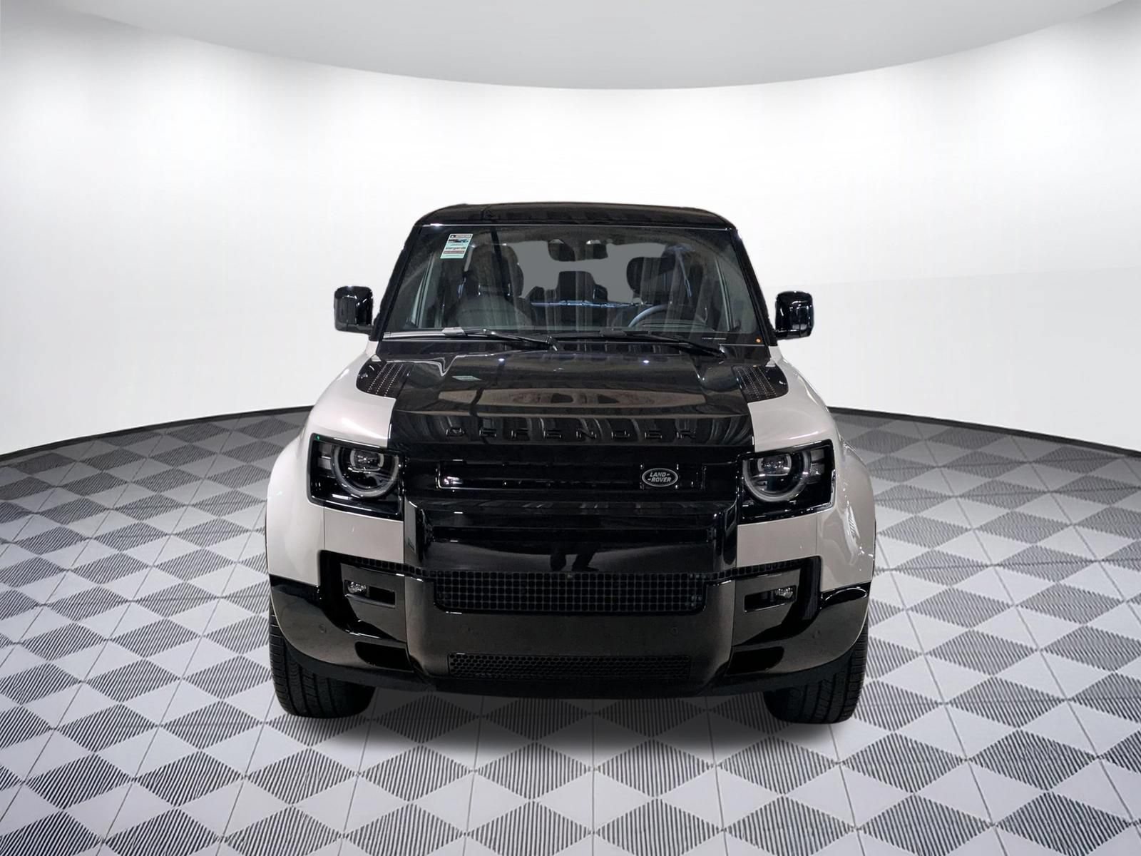 New 2026 Land Rover Defender 110 X AWD/4WD image 8