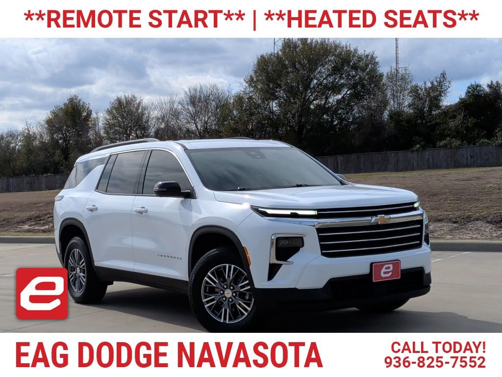 Used 2025 Chevrolet Traverse LT w/ Driver Confidence Package