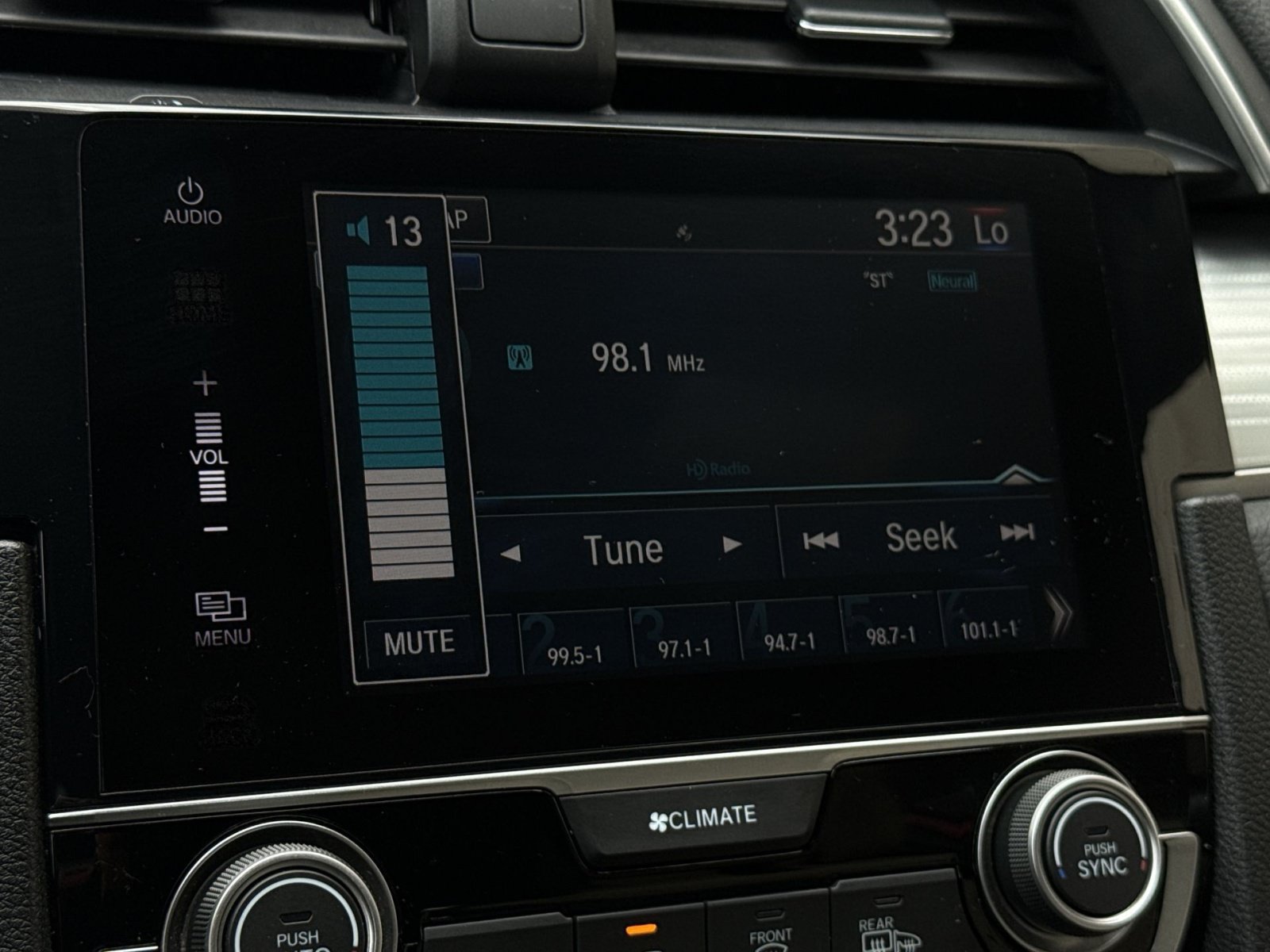 Used 2016 Honda Civic Touring image 18