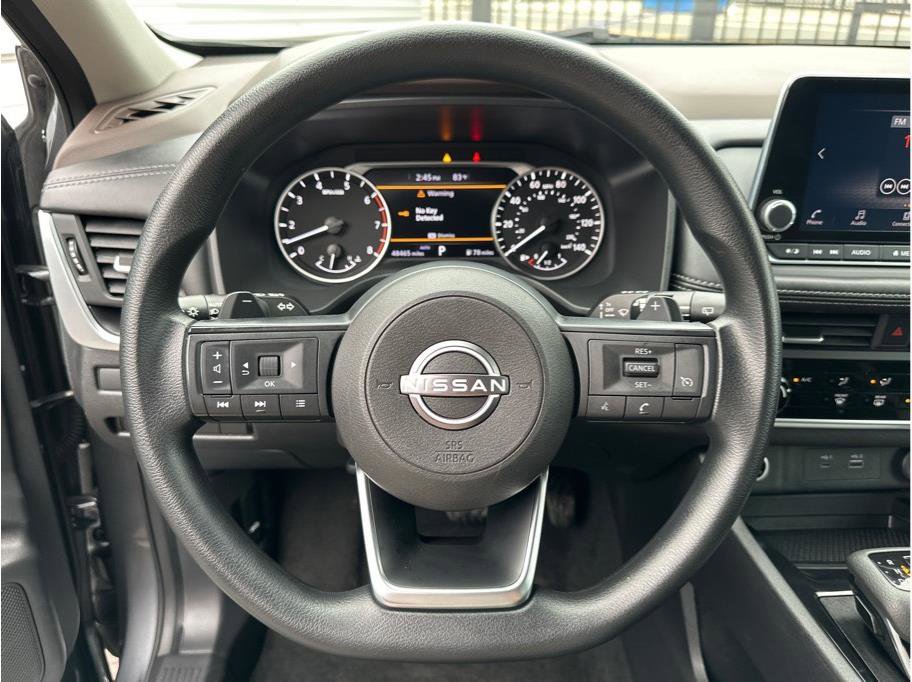 Used 2023 Nissan Rogue S image 15