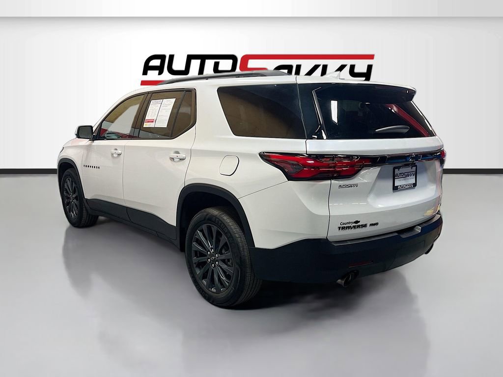 Used 2023 Chevrolet Traverse RS image 5