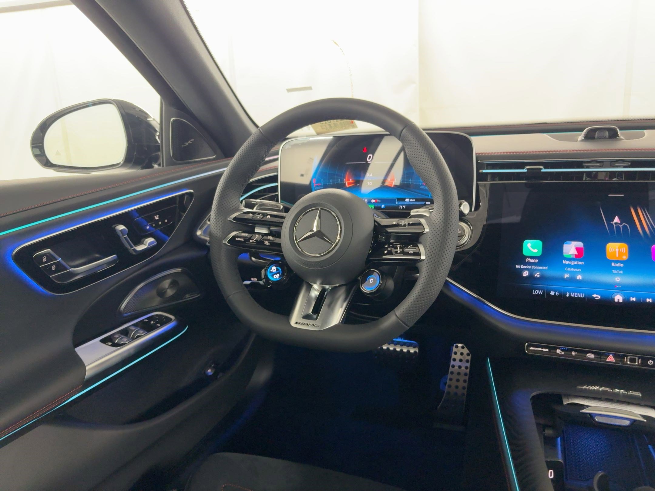 New 2026 Mercedes-Benz E 53 AMG e 4MATIC Sedan image 27