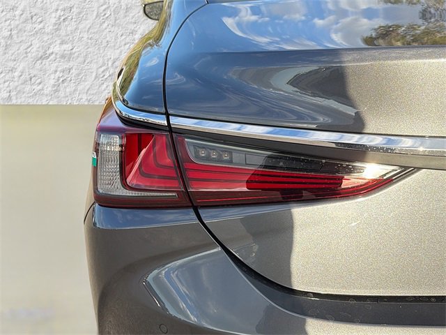 New 2025 Lexus ES 350 w/ Premium Package image 10