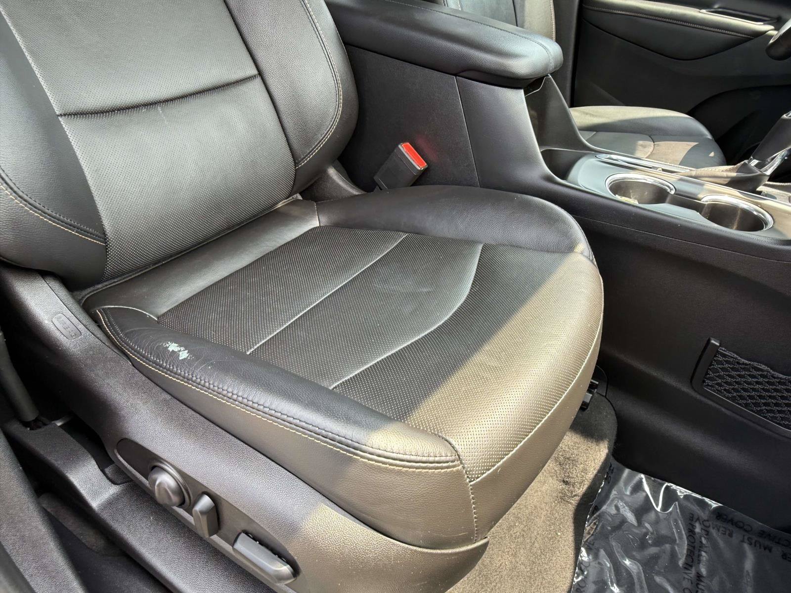 Used 2018 Chevrolet Equinox Premier AWD/4WD image 30