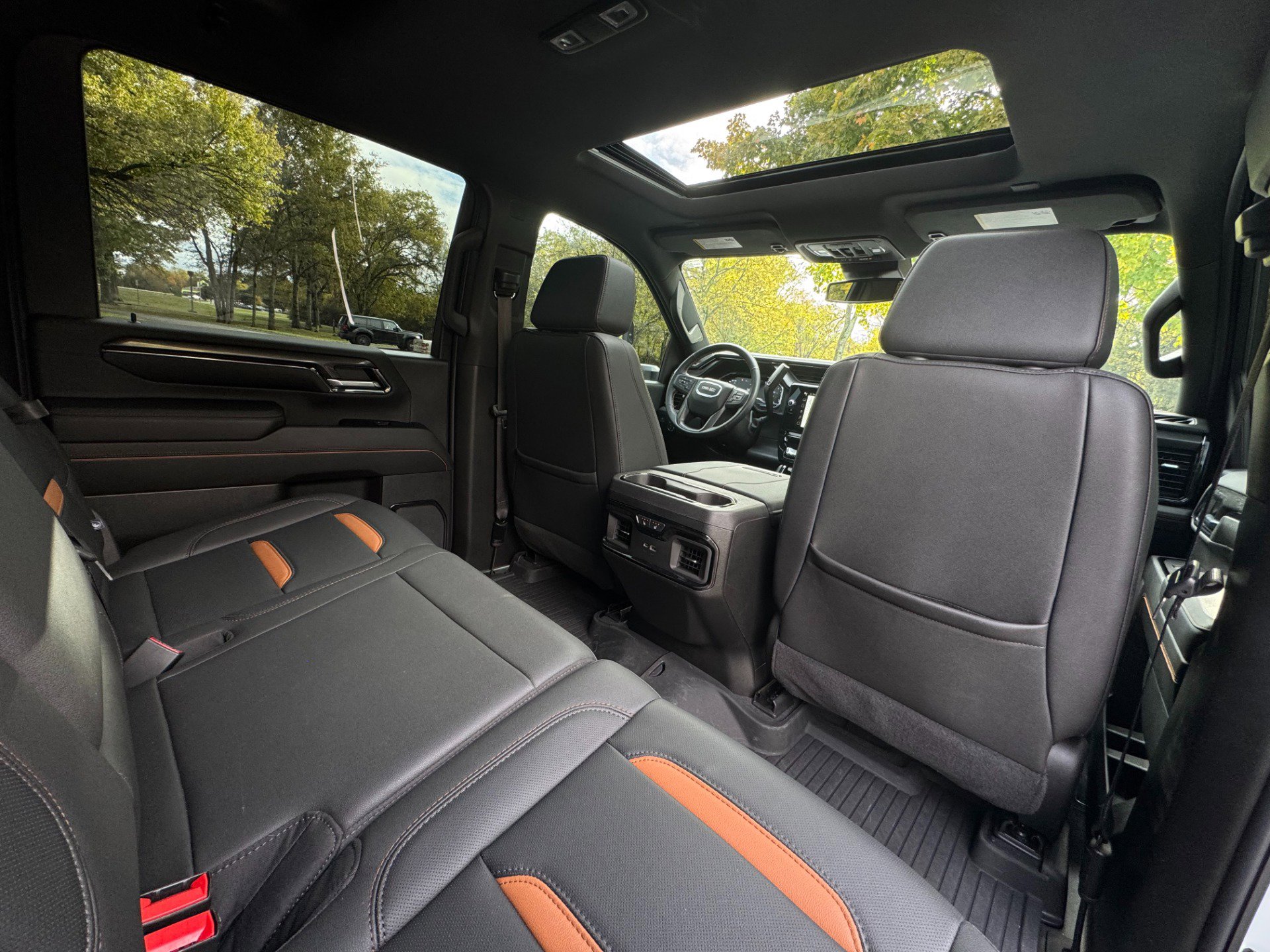 Used 2024 GMC Sierra 2500 AT4 w/ AT4 Preferred Package image 37