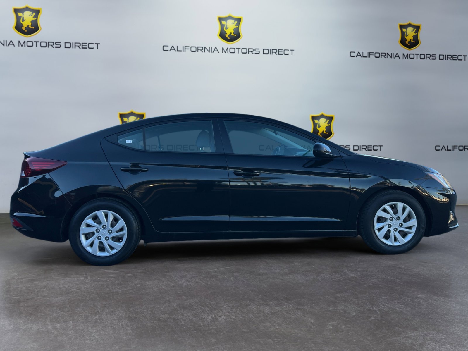Used 2020 Hyundai Elantra SE FWD image 6