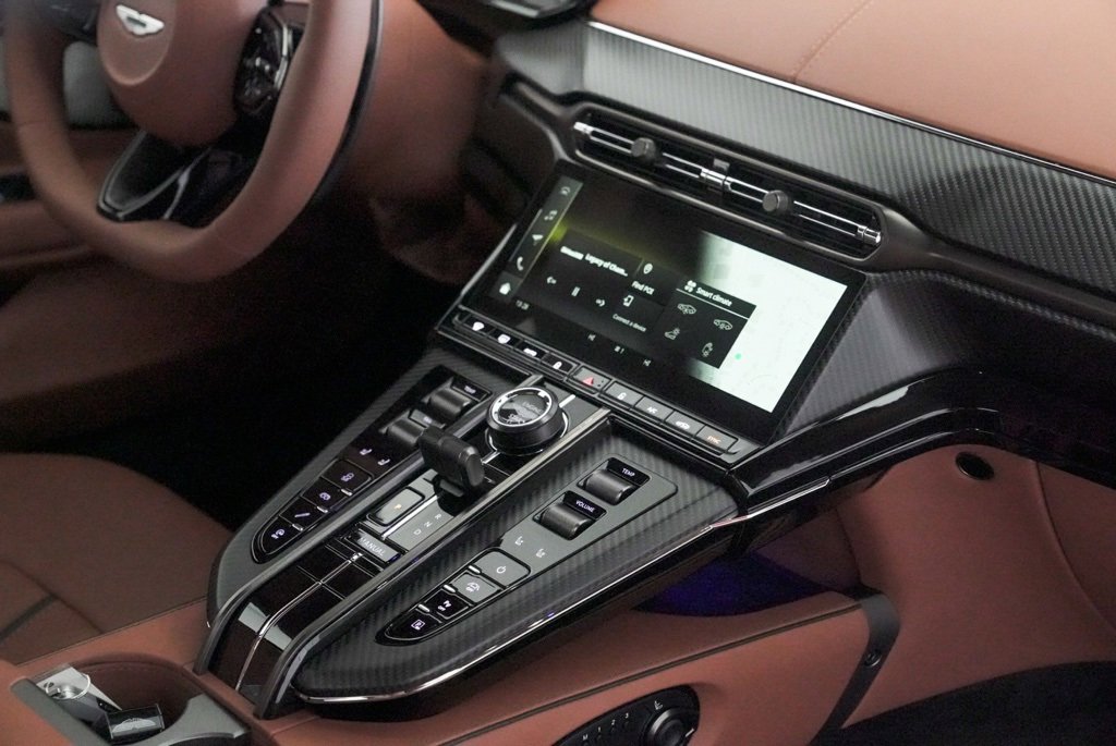 New 2026 Aston Martin V8 Vantage S image 42