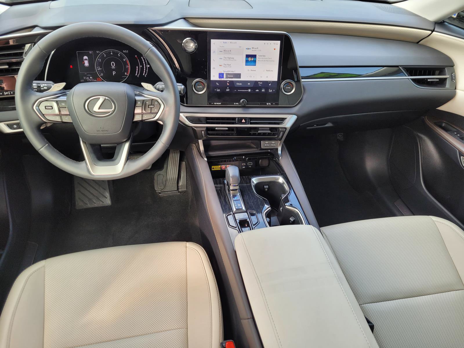 Used 2023 Lexus RX 350 FWD image 5