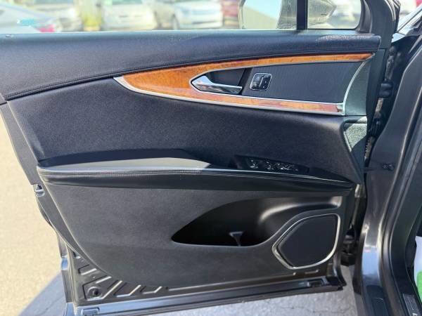 Used 2017 Lincoln MKX Reserve image 9
