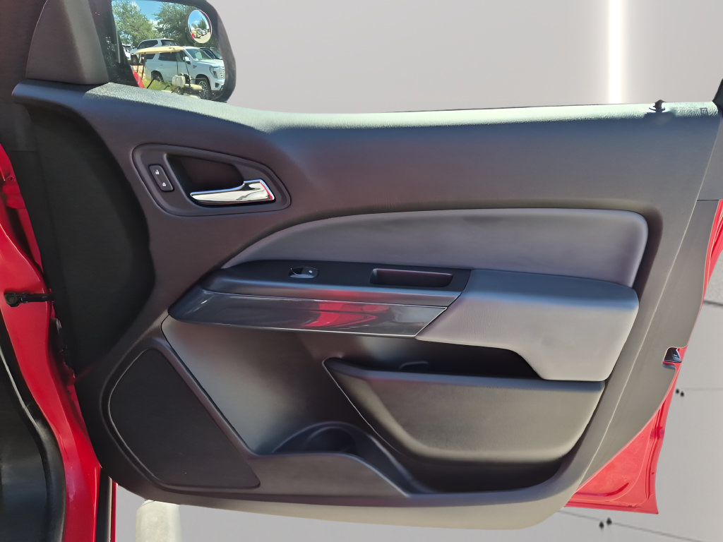 Used 2019 Chevrolet Colorado Z71 RWD image 33