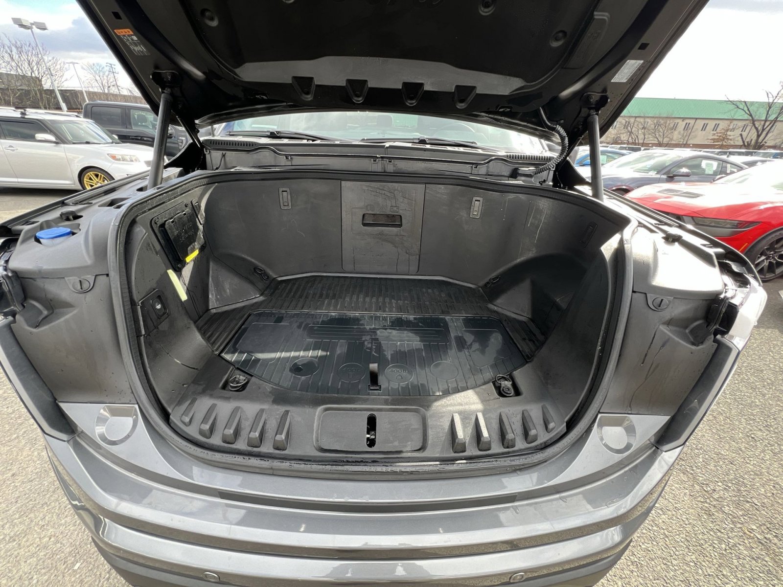 Used 2023 Ford F150 Lightning XLT image 27