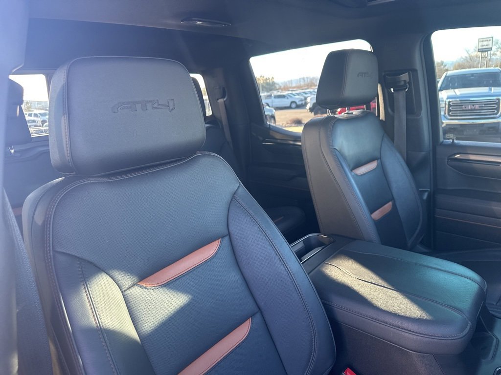 Used 2024 GMC Sierra 1500 AT4 w/ Technology Package image 29