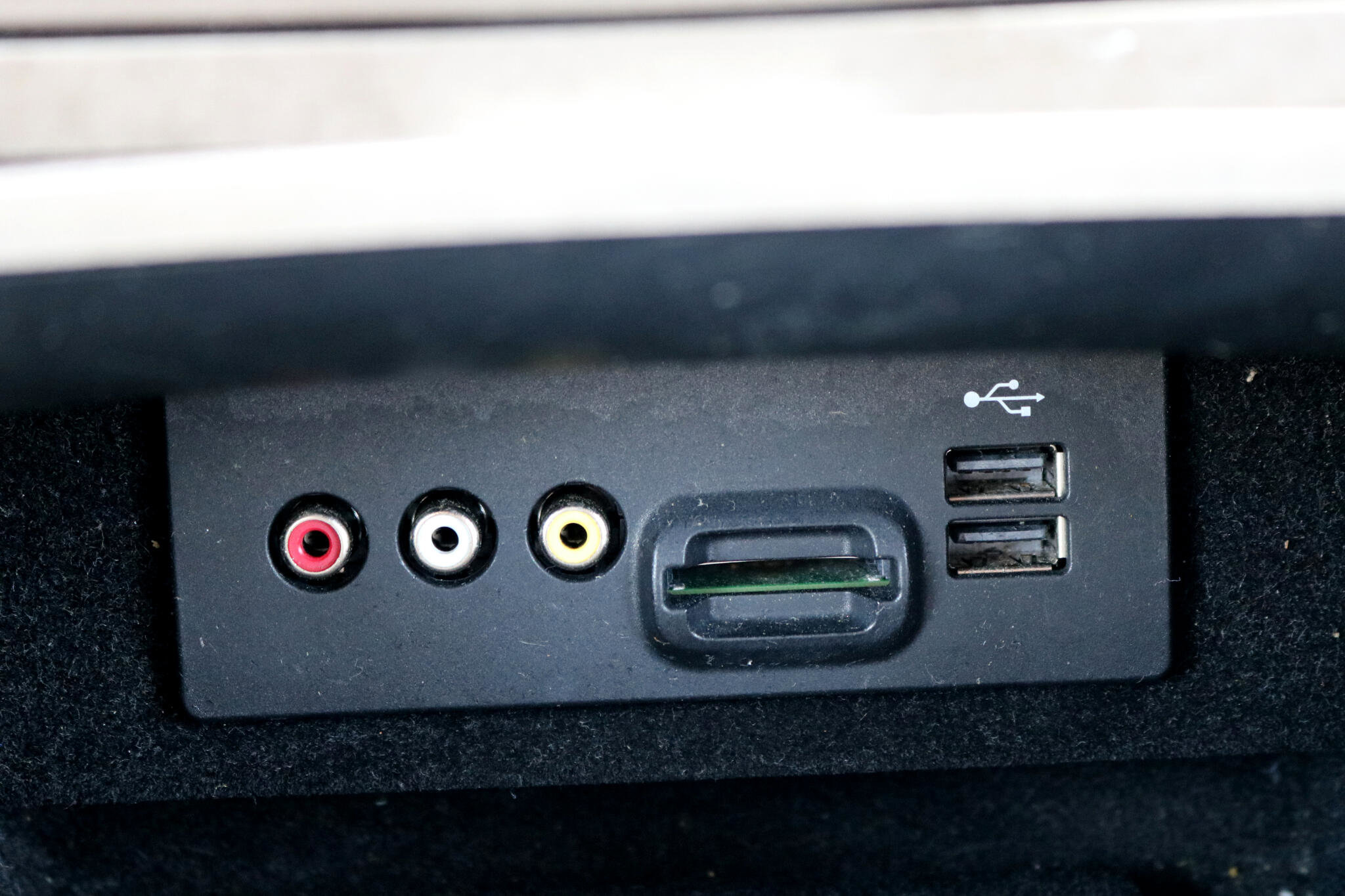 Used 2015 Lincoln MKX FWD w/ Walnut Swirl Wood Package image 22