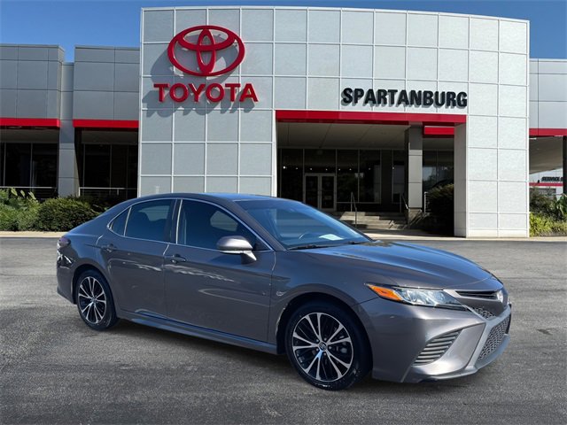 Used 2018 Toyota Camry SE w/ Convenience Package