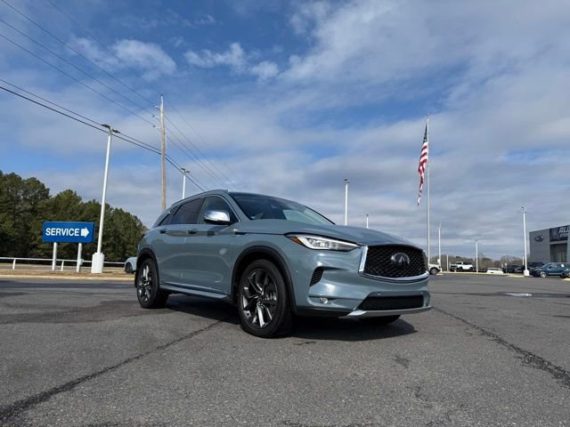 Used 2023 INFINITI QX50 Sensory w/ Accent Package FWD image 9