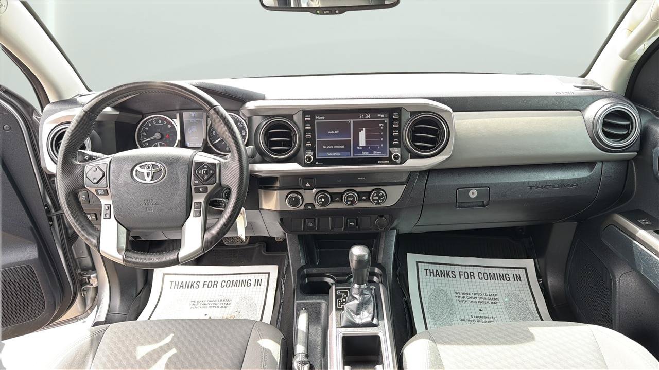 Used 2020 Toyota Tacoma SR5 w/ Blackout Package AWD/4WD image 21
