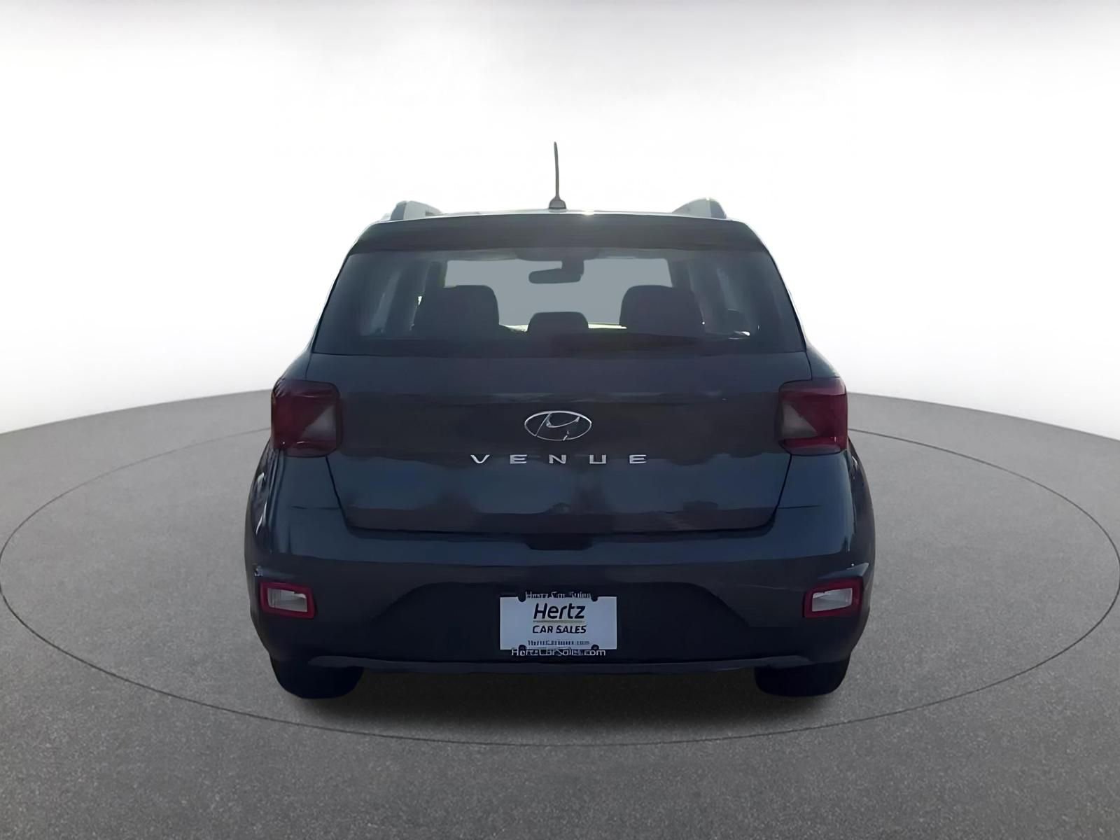 Used 2025 Hyundai Venue SEL image 12