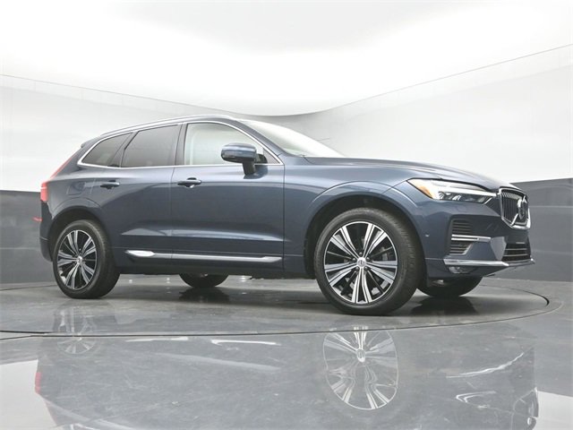 Used 2023 Volvo XC60 B5 Plus image 39