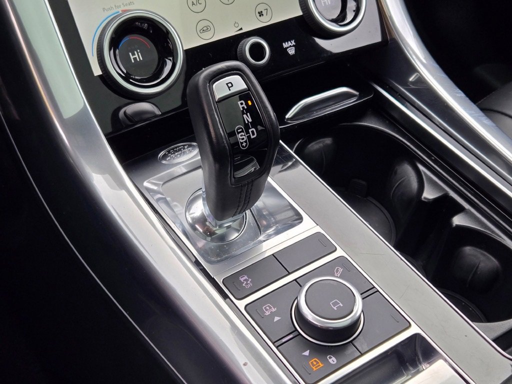 Used 2022 Land Rover Range Rover Sport HSE Silver Edition image 26