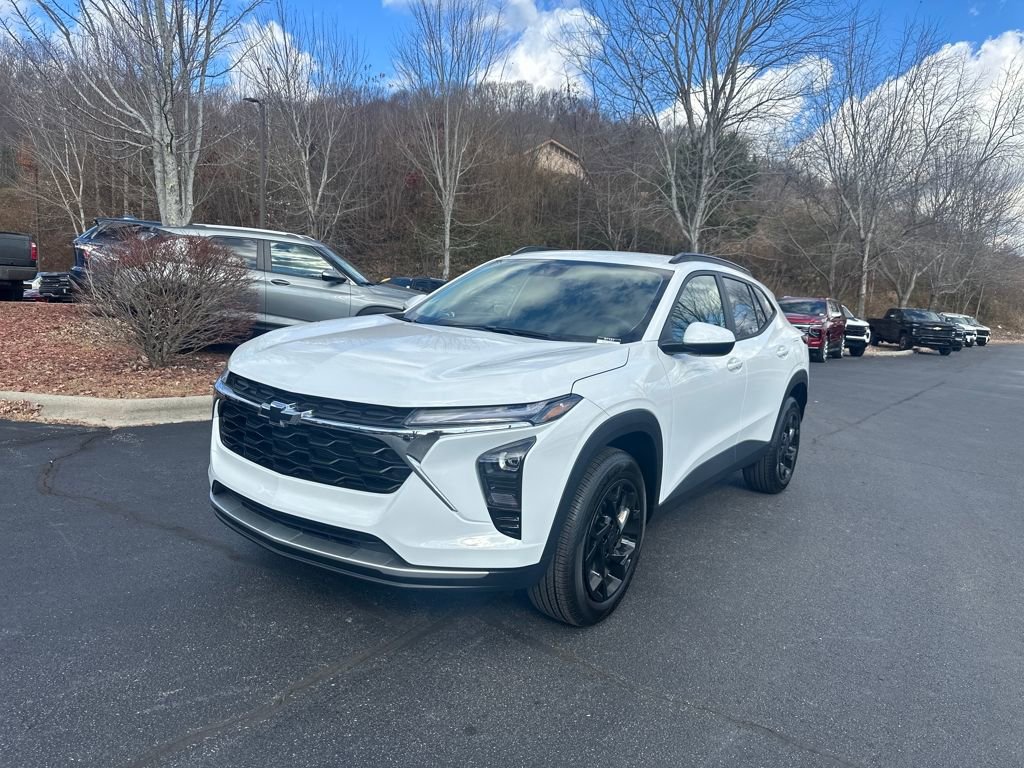 New 2025 Chevrolet Trax LT w/ LT Convenience Package image 32