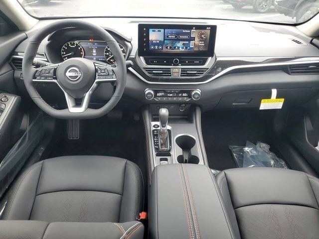 New 2026 Nissan Altima 2.5 SR FWD image 9