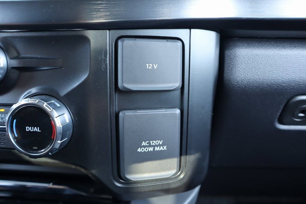 New 2026 Ford F250 Lariat w/ Black Appearance Package image 10