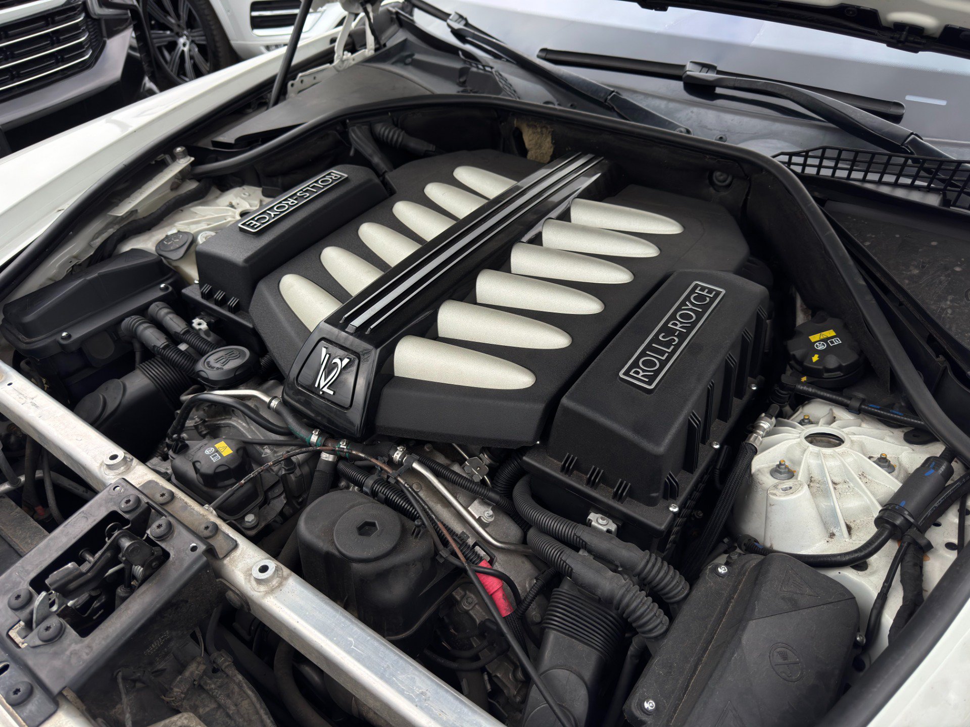 Used 2016 Rolls-Royce Wraith RWD image 21