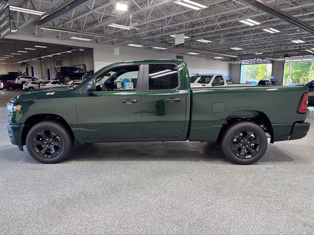 New 2026 RAM 1500 Express AWD/4WD image 4