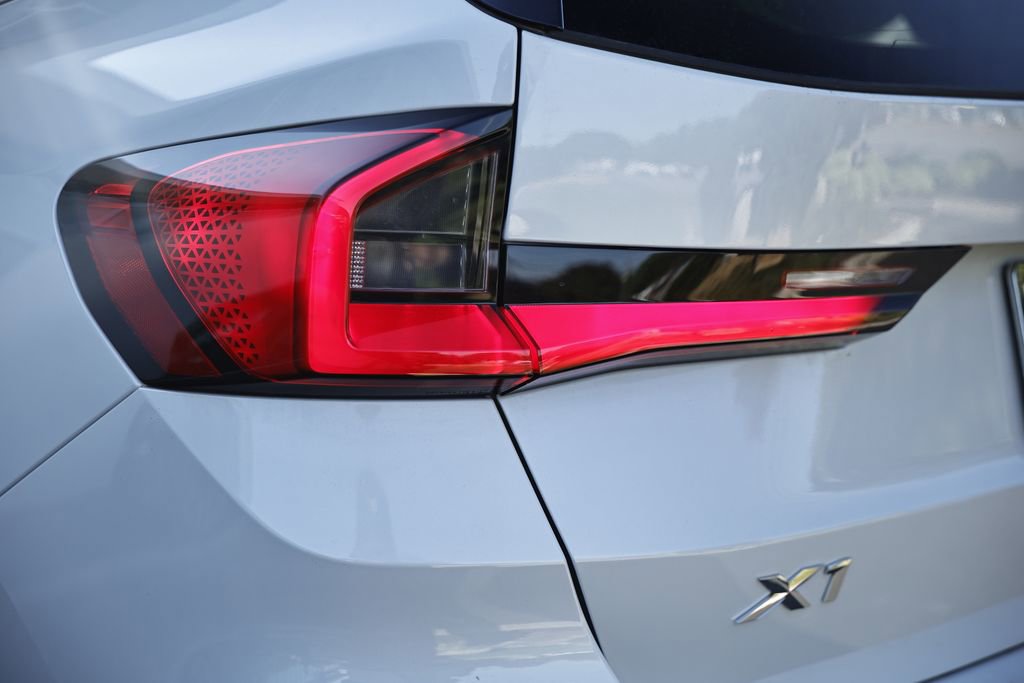 New 2026 BMW X1 xDrive28i w/ Convenience Package AWD/4WD image 10