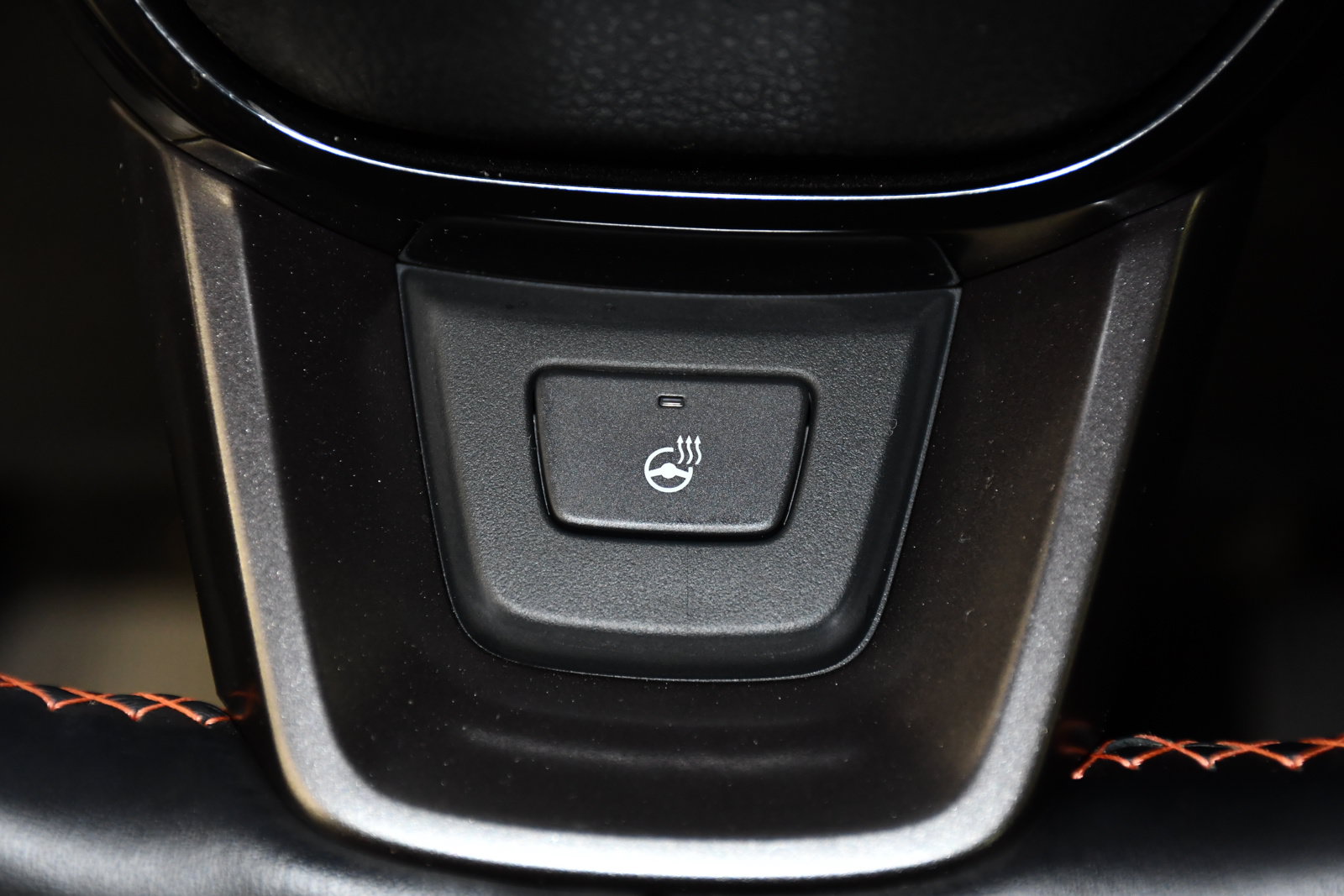 Used 2025 Honda Pilot TrailSport image 23