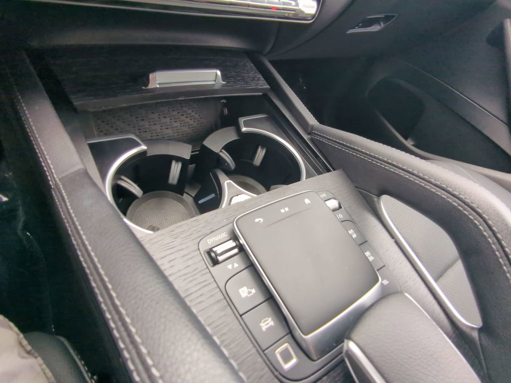 New 2025 Mercedes-Benz GLE 450e 4MATIC image 9