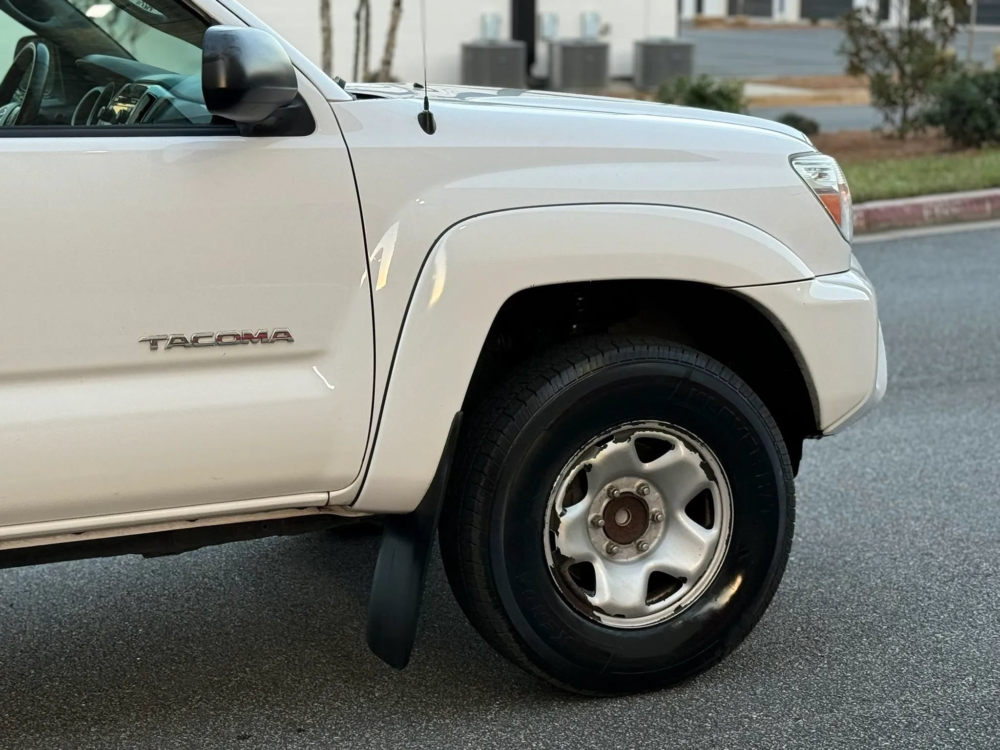 Used 2012 Toyota Tacoma PreRunner w/ SR5 Pkg RWD image 6