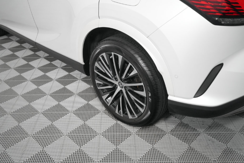 Certified 2024 Lexus RX 350 Premium Plus w/ Convenience Package FWD image 8