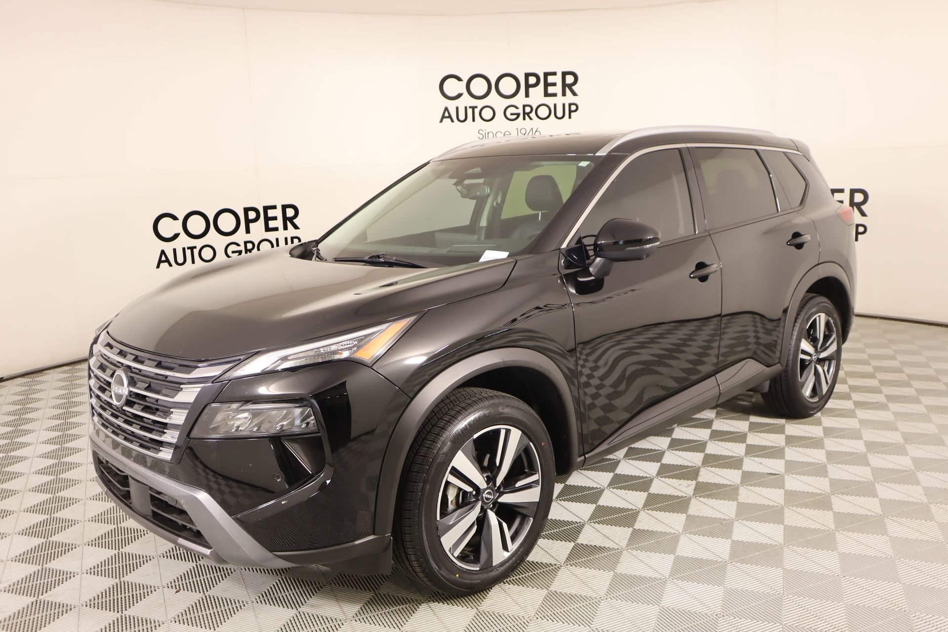 Used 2025 Nissan Rogue SL w/ SL Premium Package AWD/4WD image 11