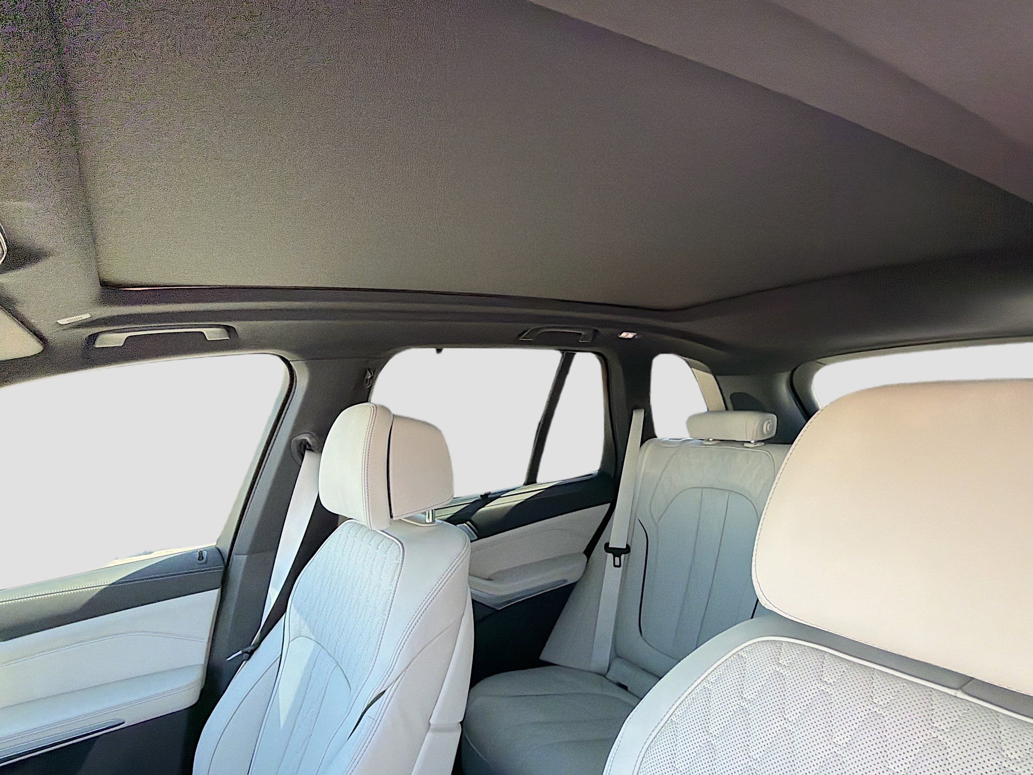 New 2026 BMW X5 xDrive50e w/ Executive Package image 27