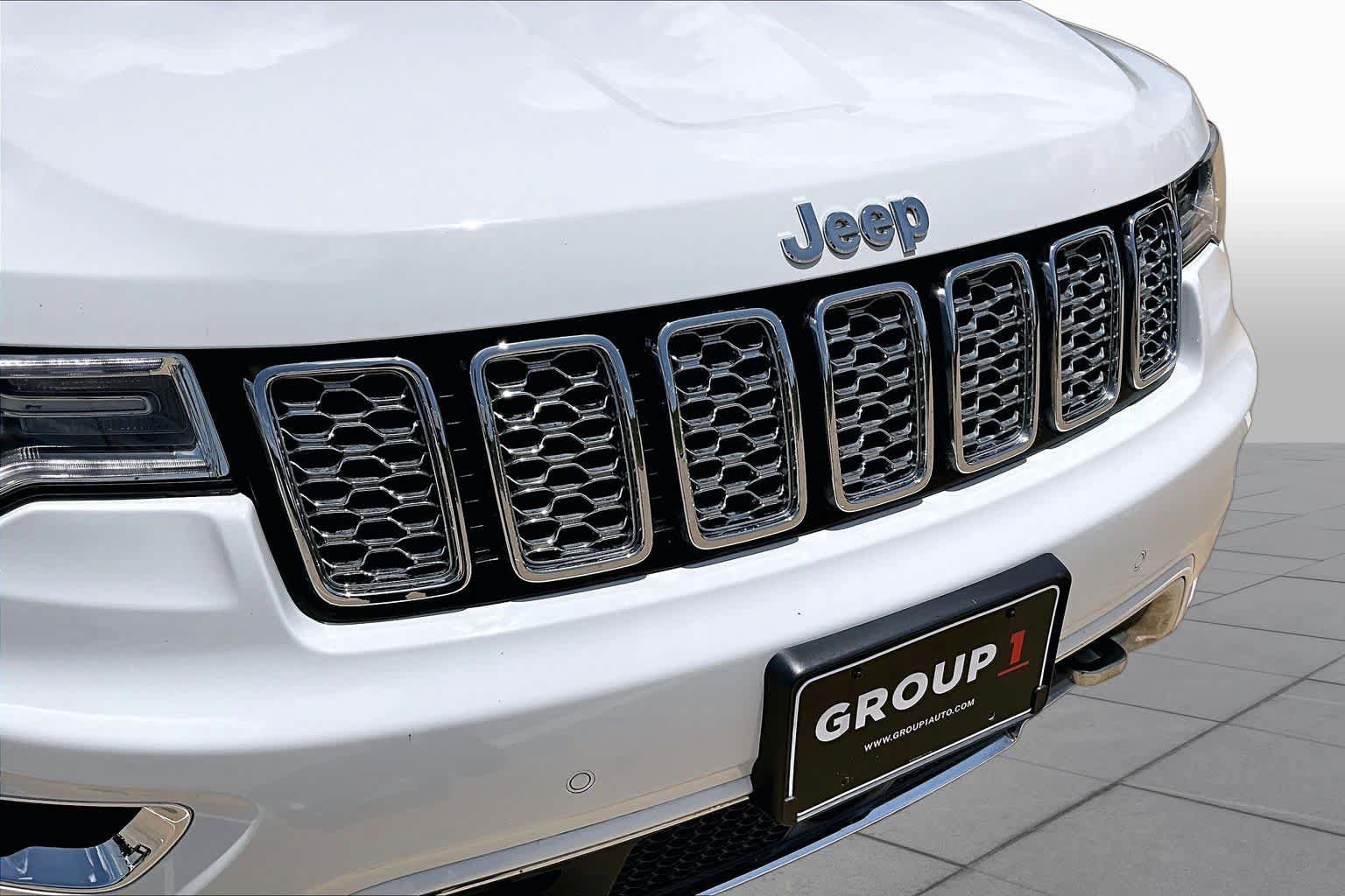 Used 2020 Jeep Grand Cherokee Overland RWD image 30