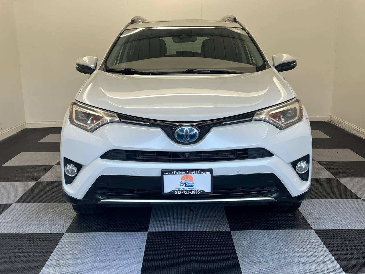 Used 2016 Toyota RAV4 Limited image 2