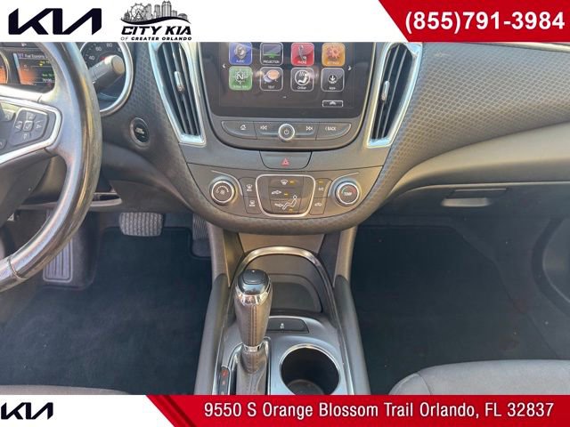 Used 2018 Chevrolet Malibu LT FWD image 18