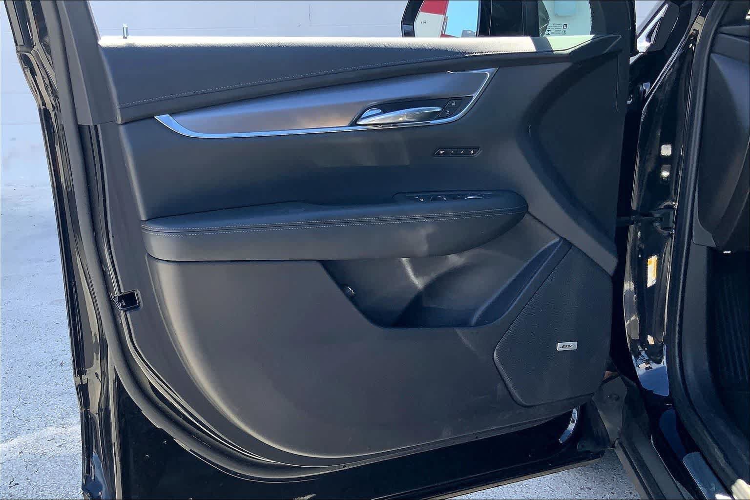 Used 2023 Cadillac XT6 Luxury FWD image 27
